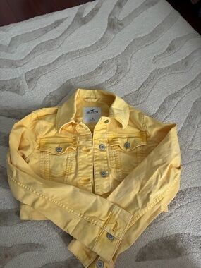 Hollister Girls' Yellow Cropped Denim Jacket